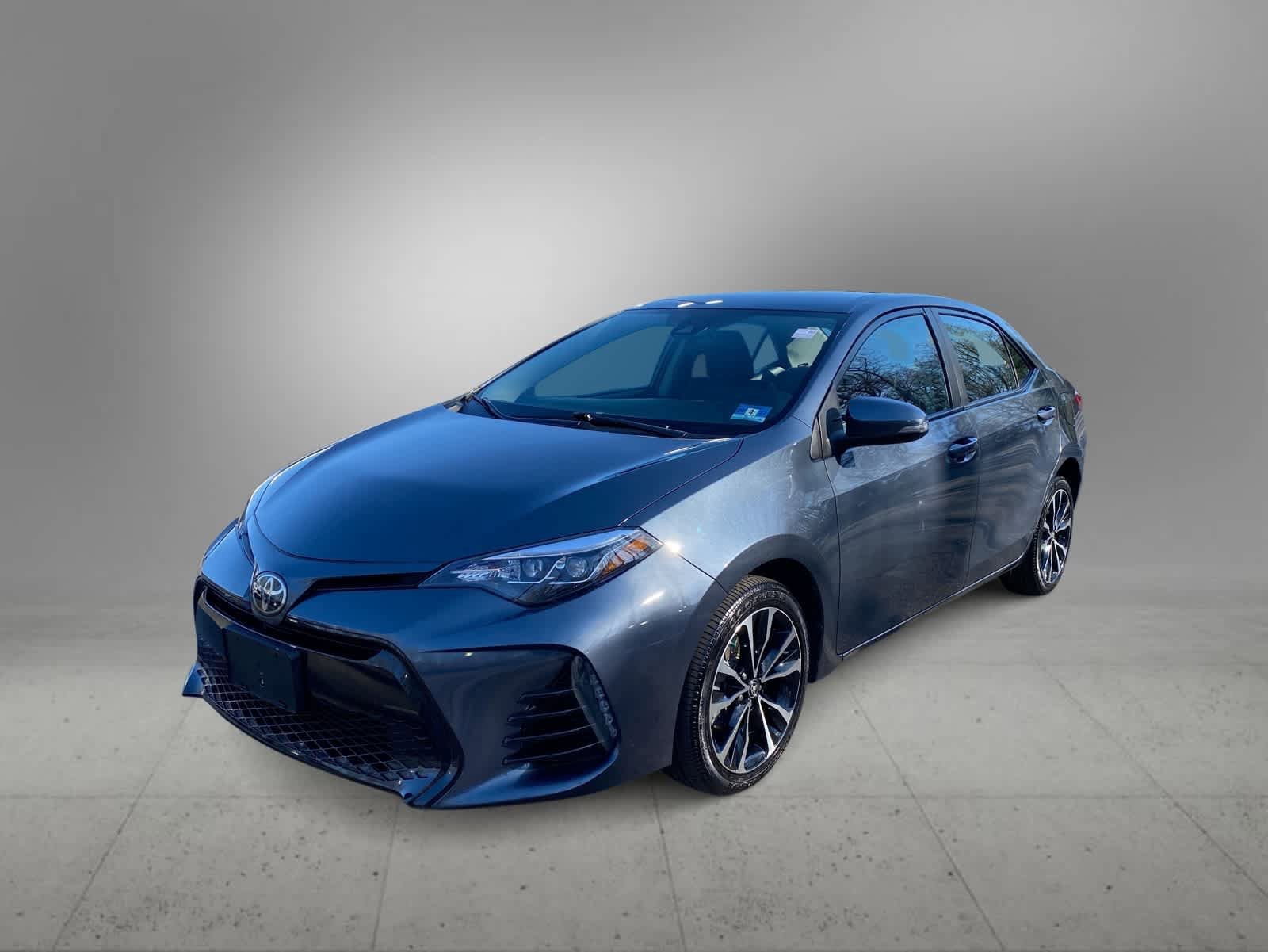 Thumbnail: 2018 Toyota Corolla - 4