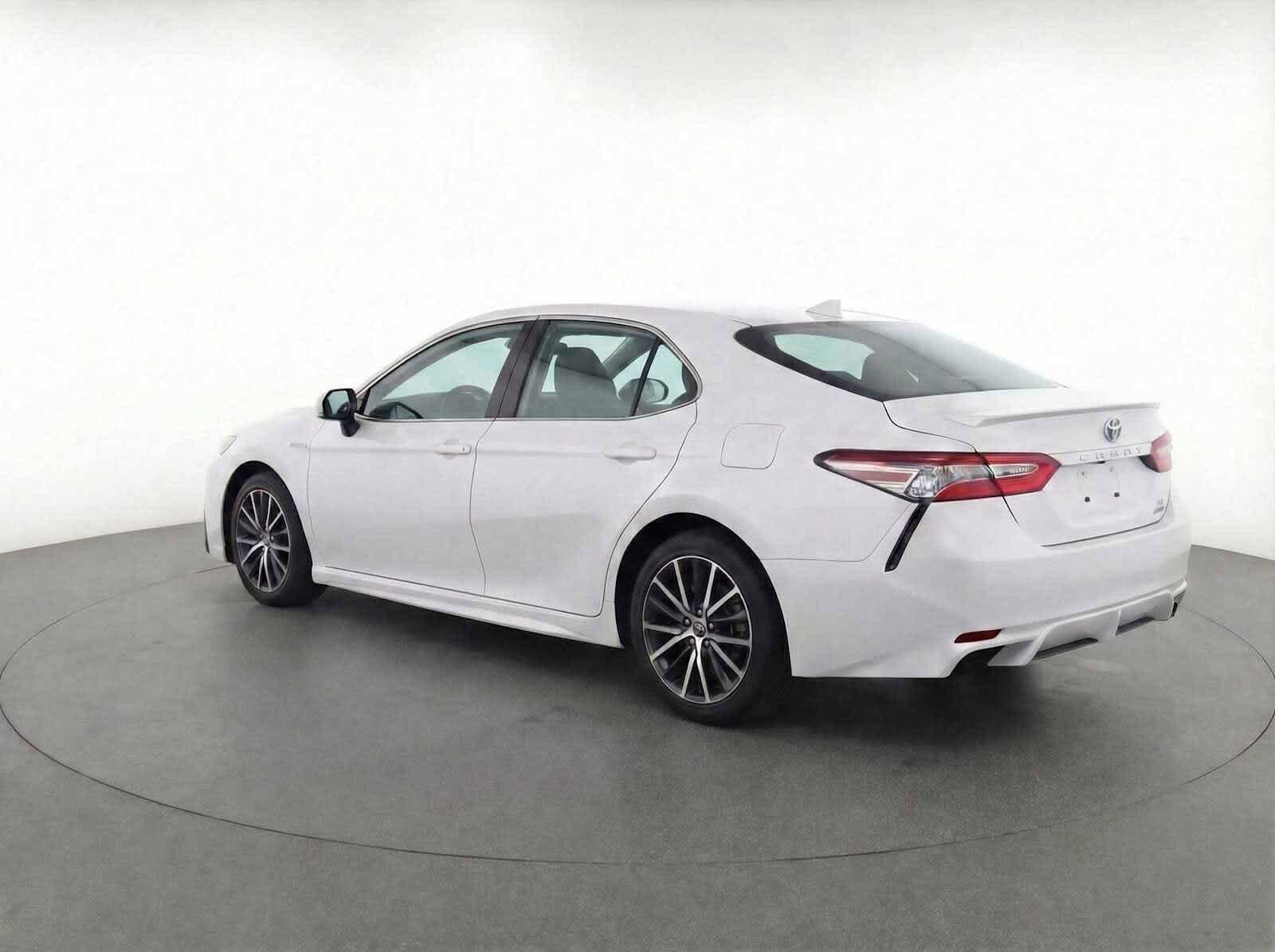 Thumbnail: 2023 Toyota Camry - 4