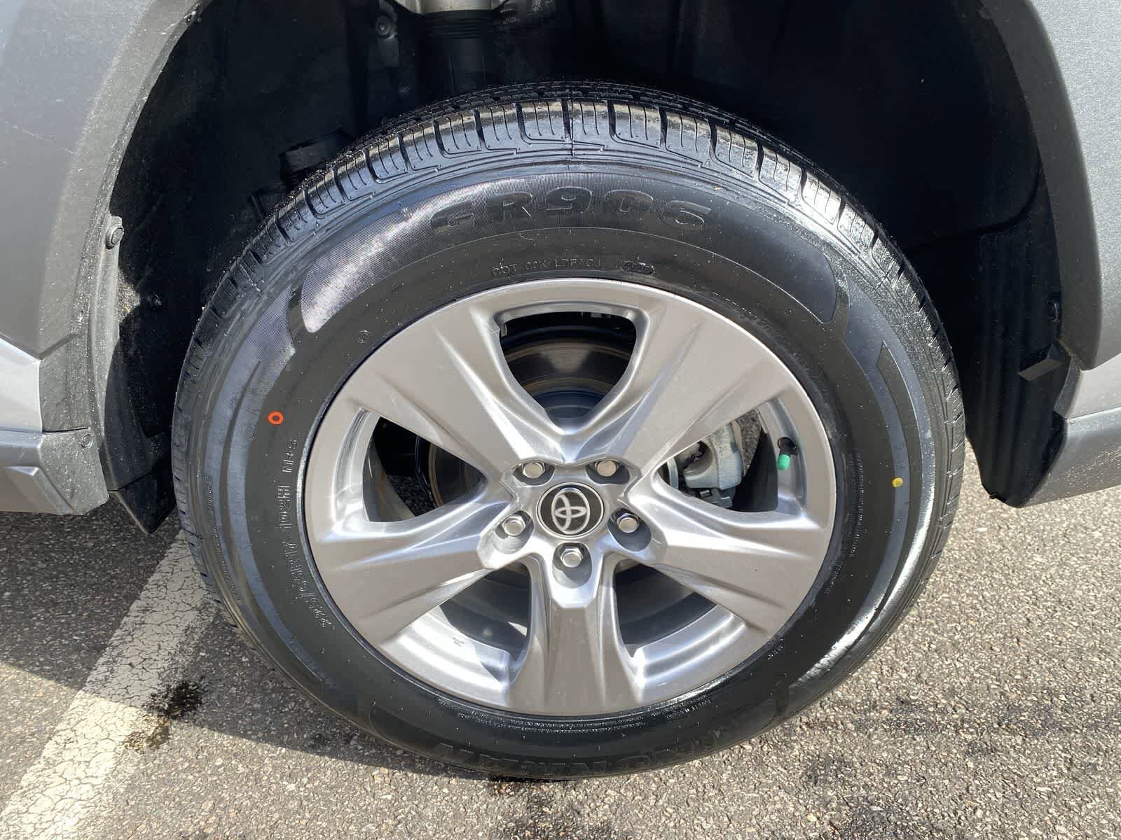 Thumbnail: 2025 Toyota RAV4 - 15