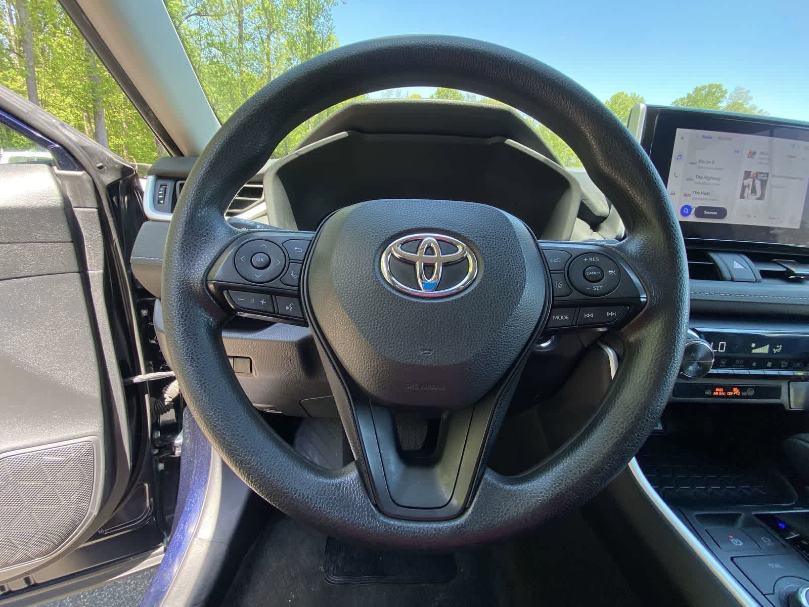 Thumbnail: 2024 Toyota RAV4 - 25
