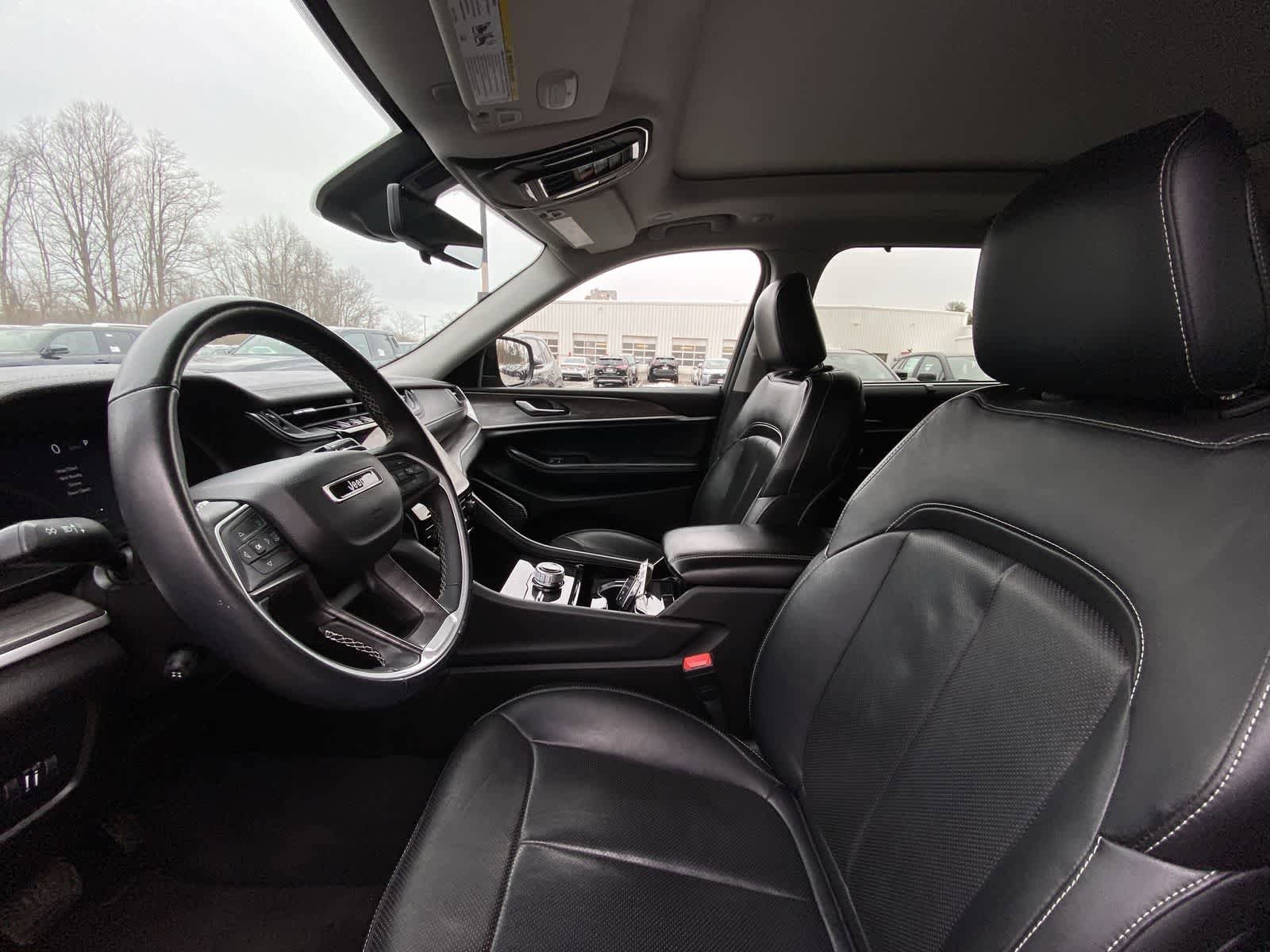 Thumbnail: 2022 Jeep Grand Cherokee - 20