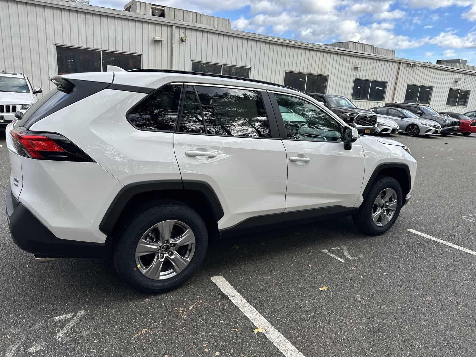 Thumbnail: 2025 Toyota RAV4 - 11