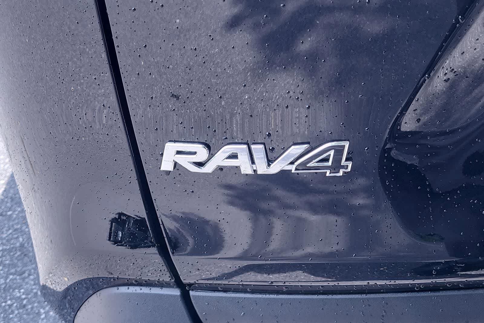 Thumbnail: 2025 Toyota RAV4 - 14