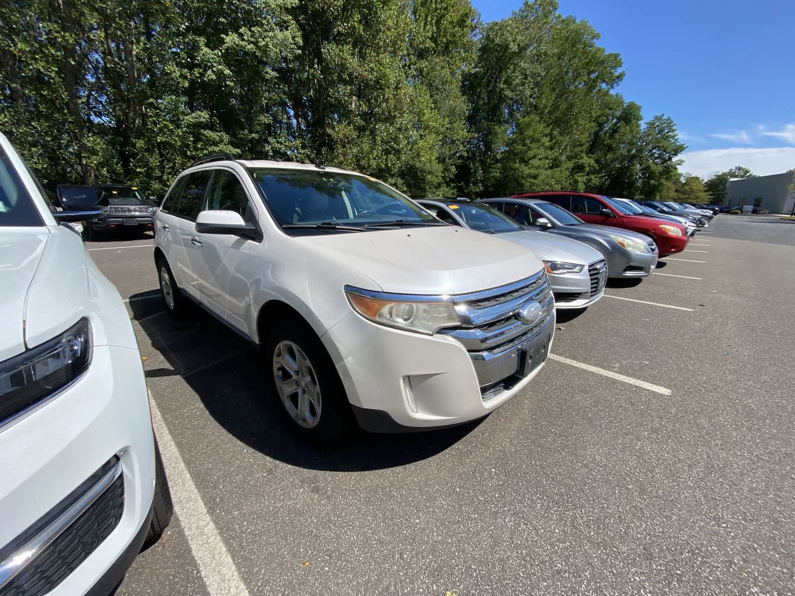 Thumbnail: 2011 Ford Edge - 3