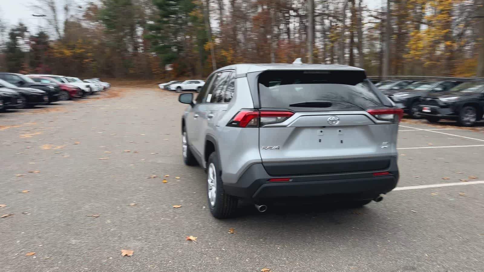 Thumbnail: 2025 Toyota RAV4 - 7