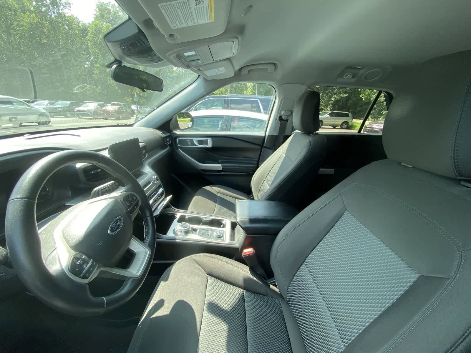 Thumbnail: 2023 Ford Explorer - 9