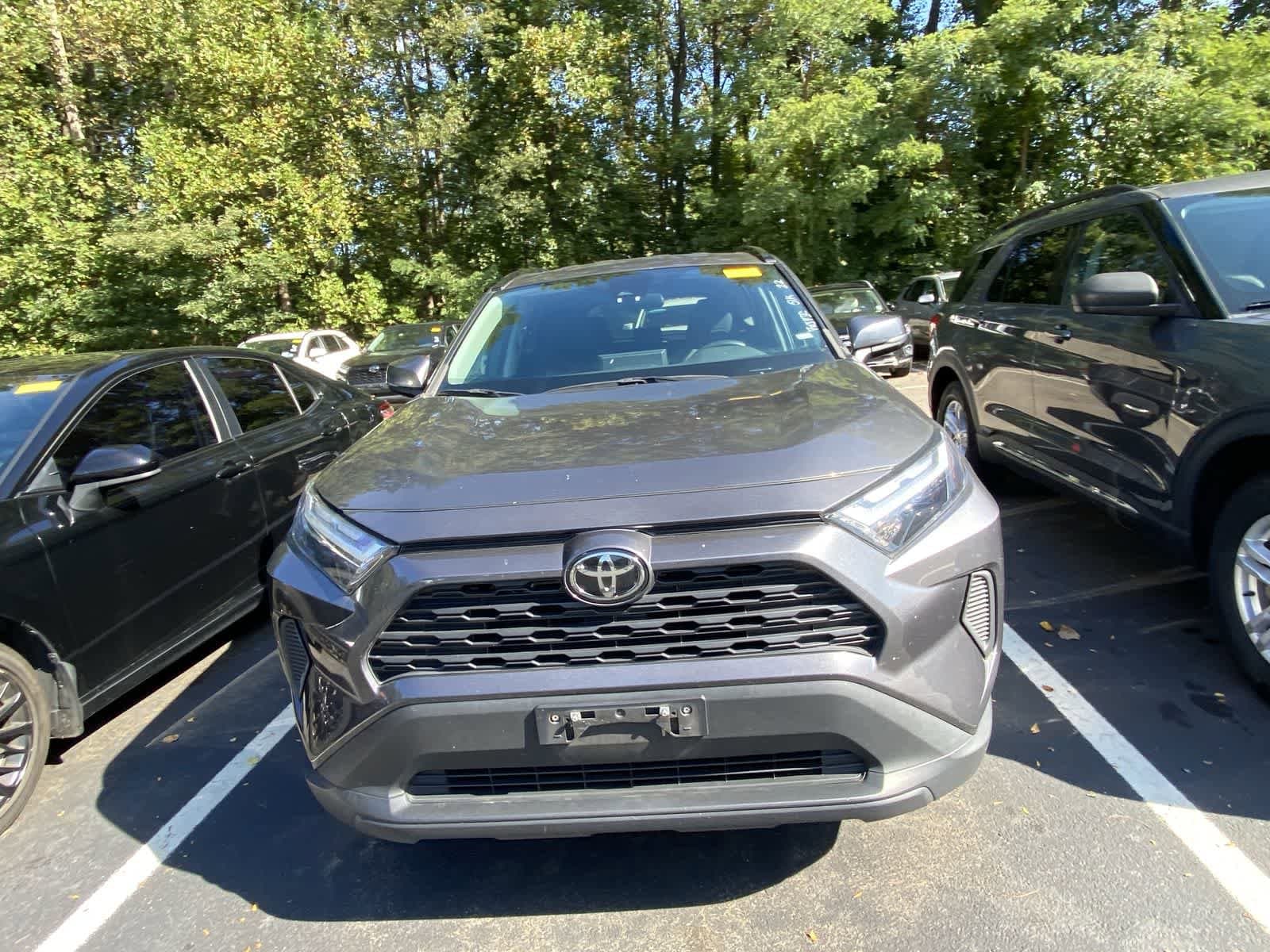 Used 2022 Toyota RAV4 XLE with VIN 2T3P1RFV5NW294114 for sale in Northfield, Minnesota