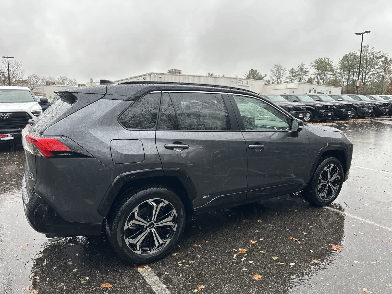 Thumbnail: 2025 Toyota RAV4 - 12