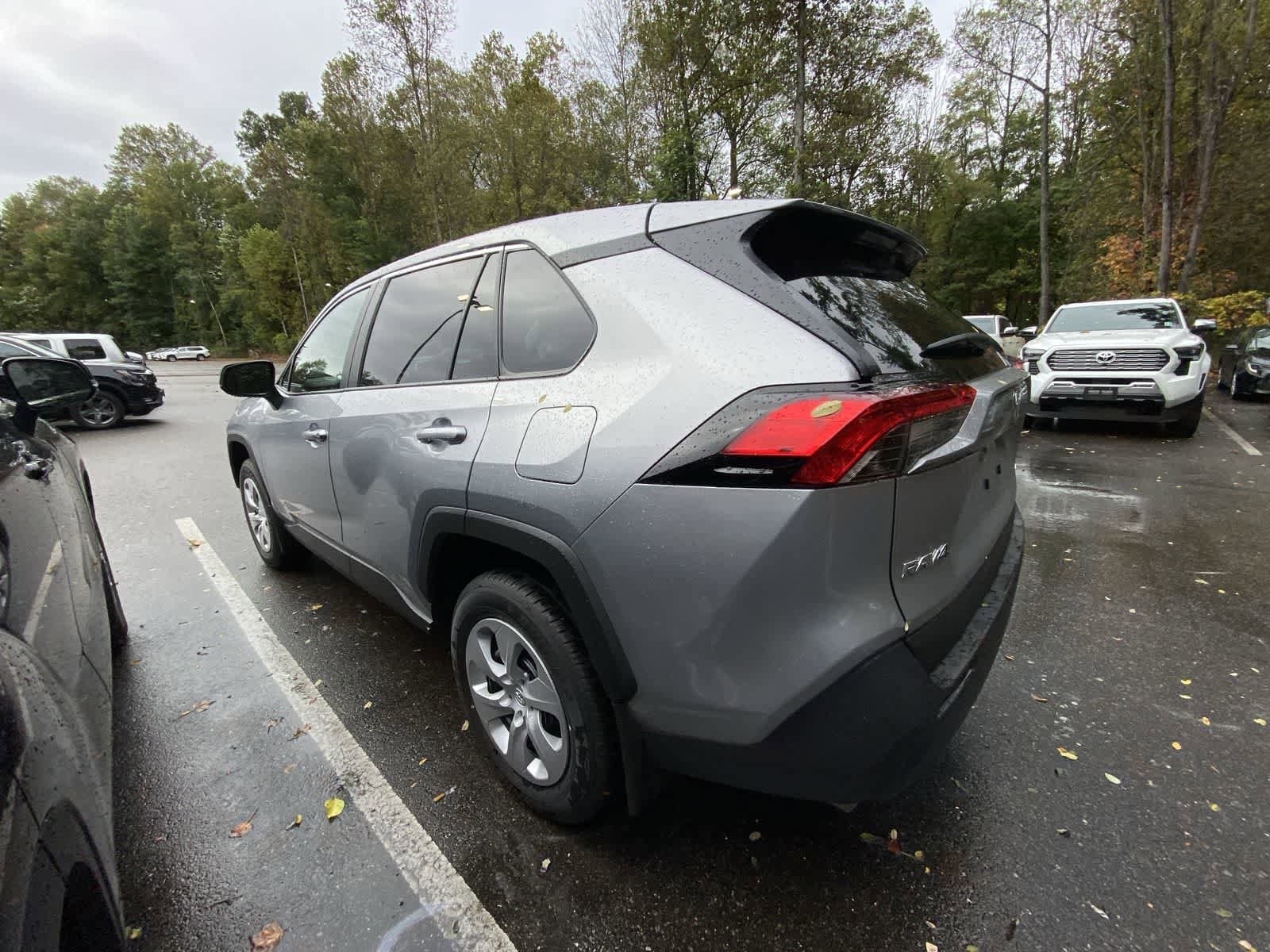 Thumbnail: 2025 Toyota RAV4 - 8