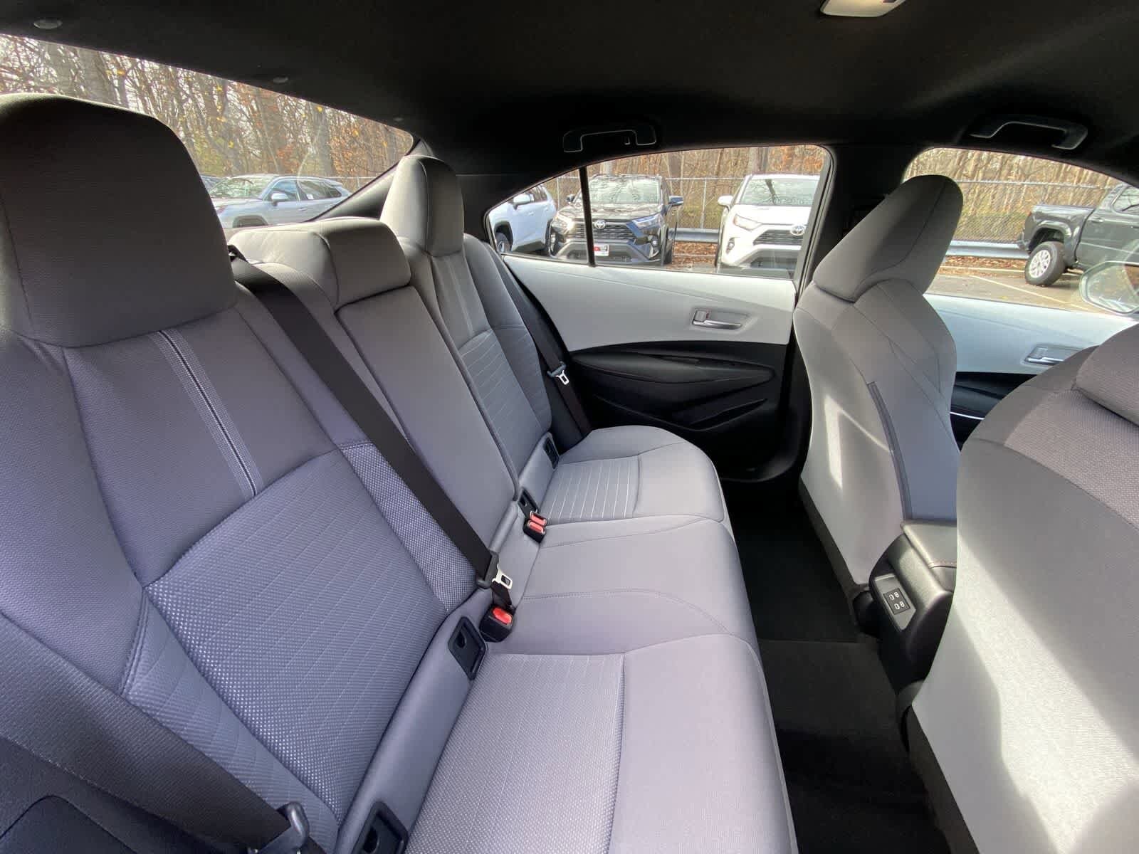 Thumbnail: 2025 Toyota Corolla - 28