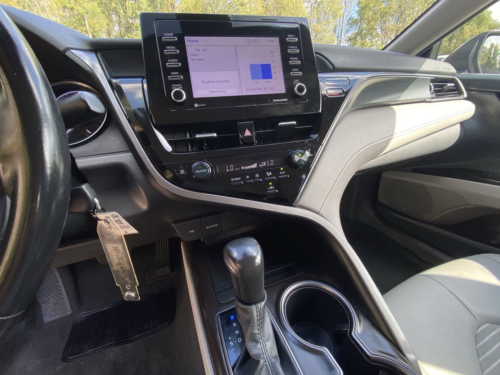 Thumbnail: 2023 Toyota Camry - 19