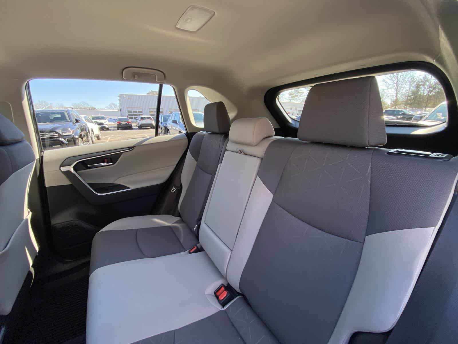 Thumbnail: 2025 Toyota RAV4 - 22