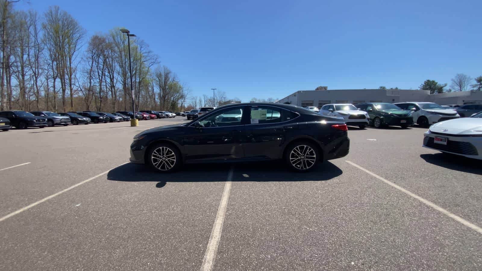 Thumbnail: 2026 Toyota Camry - 5