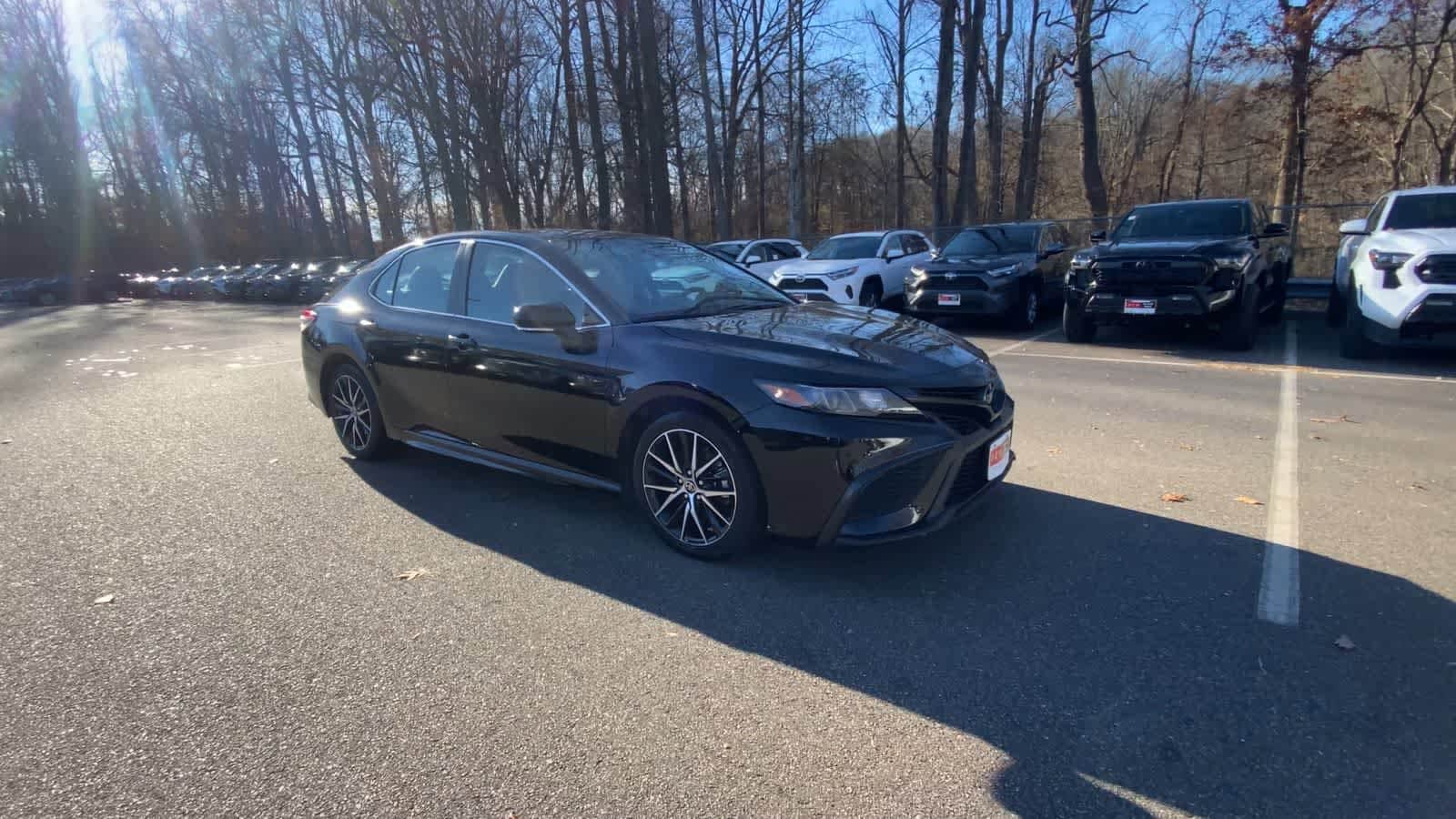 Thumbnail: 2023 Toyota Camry - 7