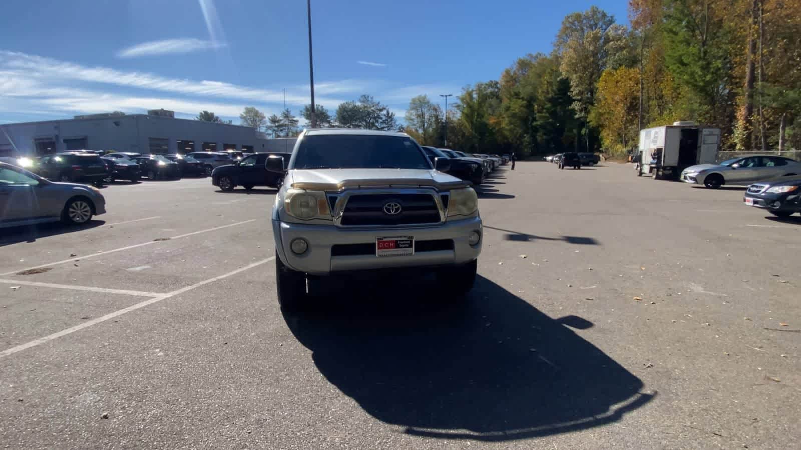 Thumbnail: 2009 Toyota Tacoma - 3