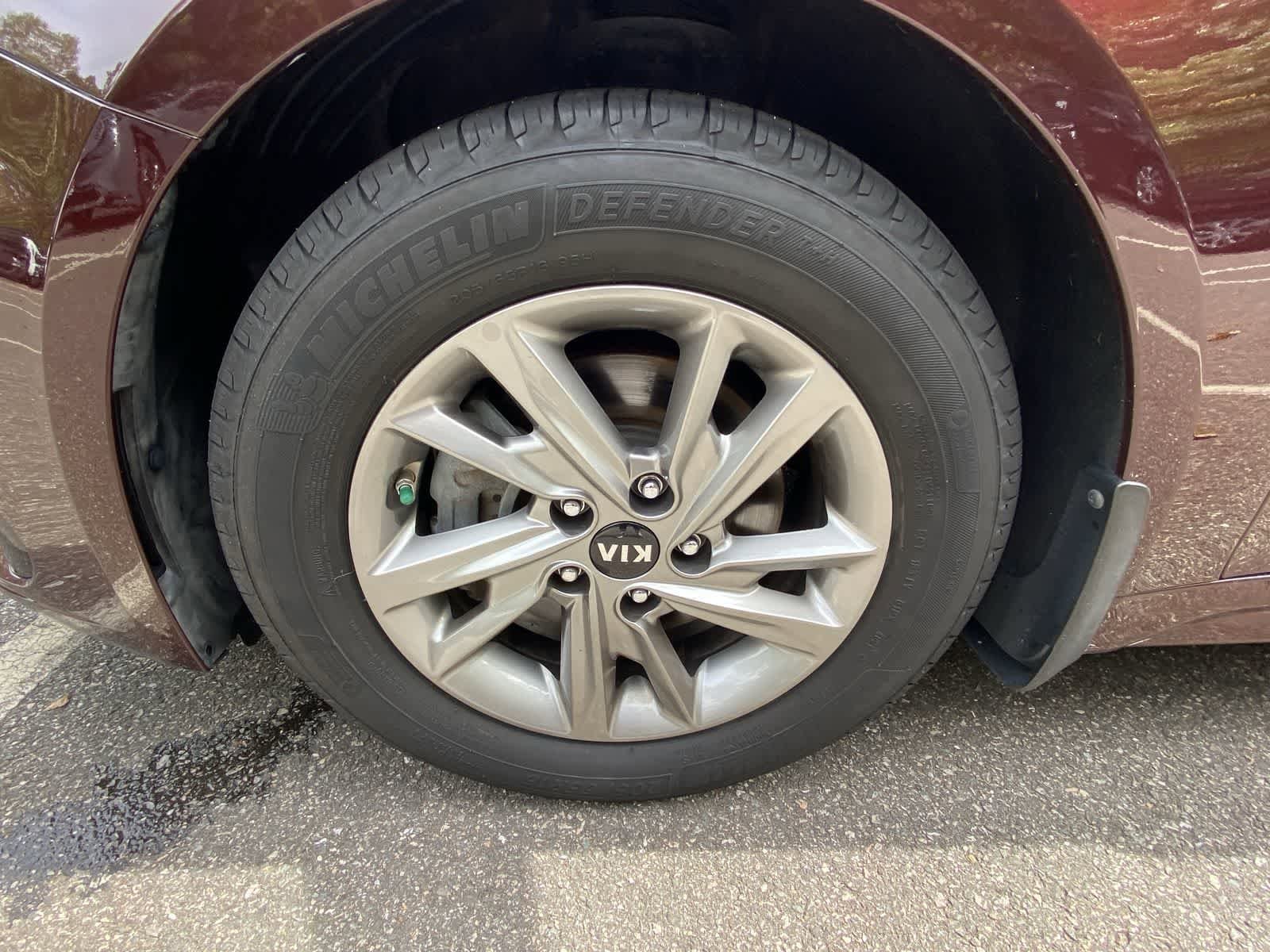 Thumbnail: 2019 Kia Optima - 11