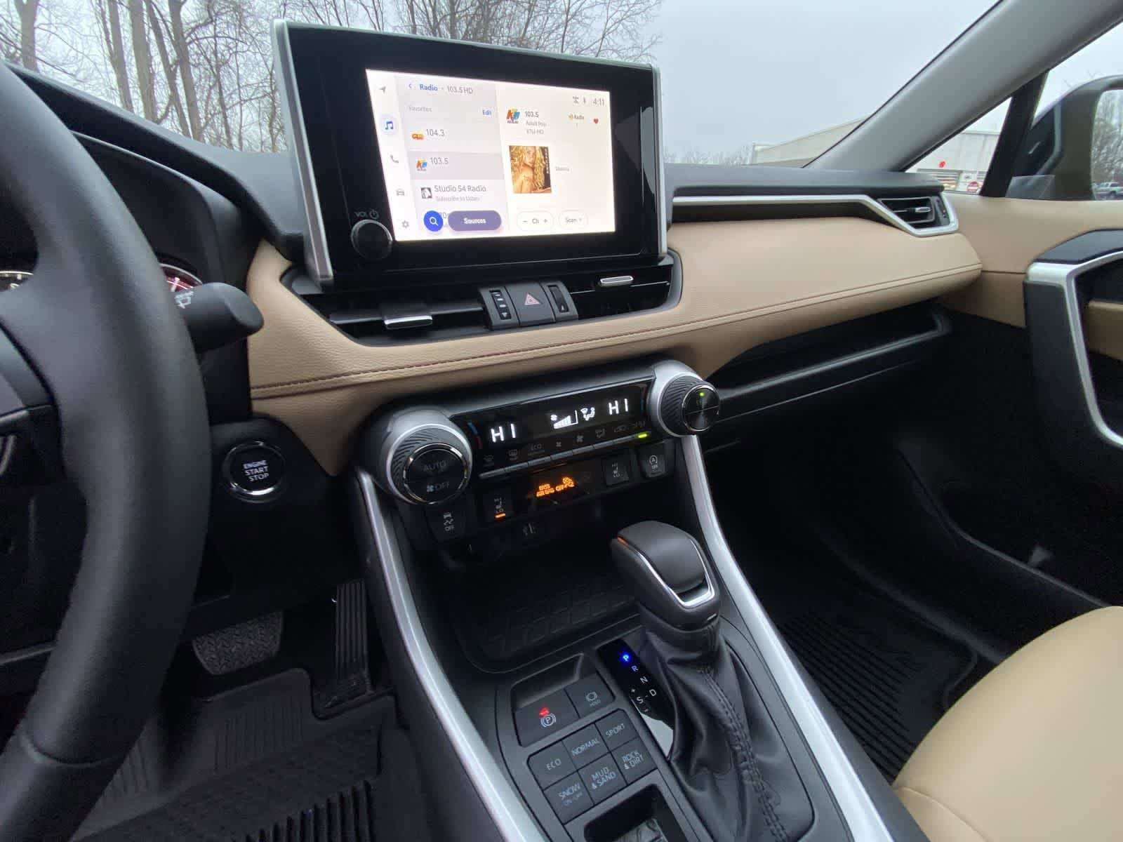 Thumbnail: 2025 Toyota RAV4 - 30