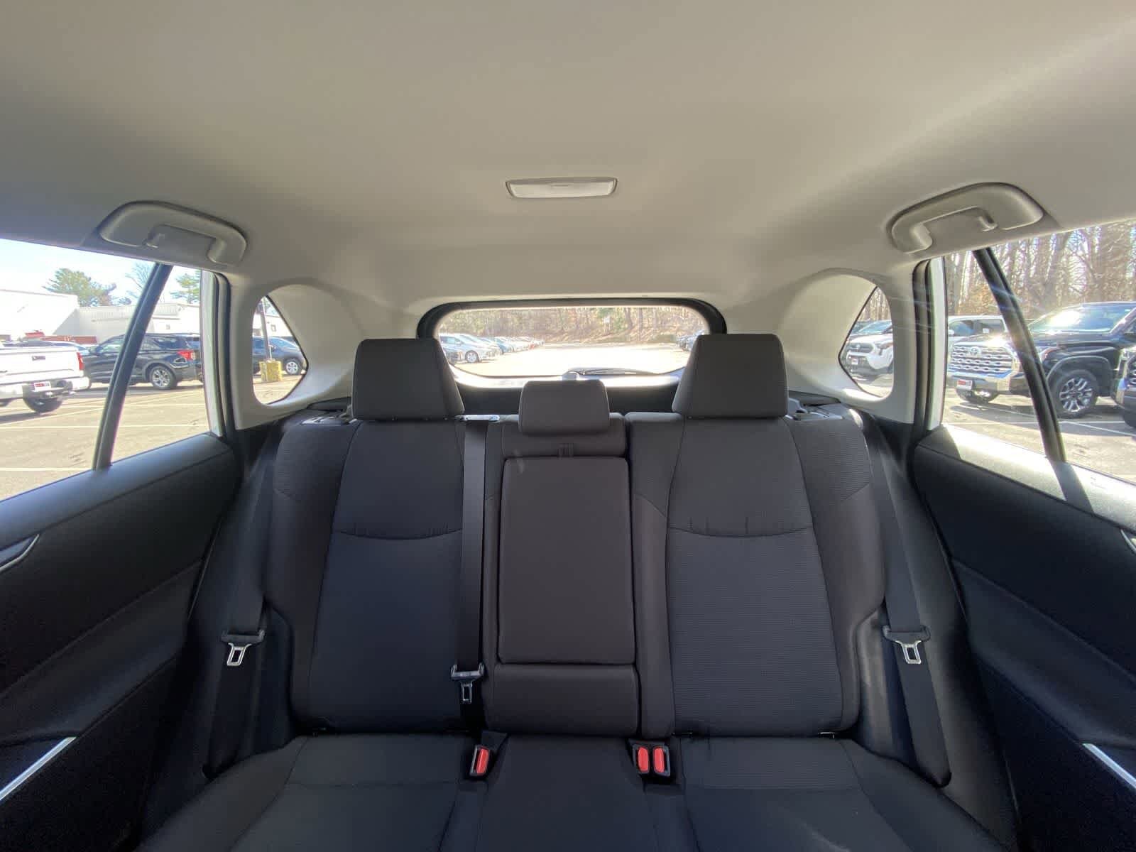 Thumbnail: 2025 Toyota RAV4 - 26