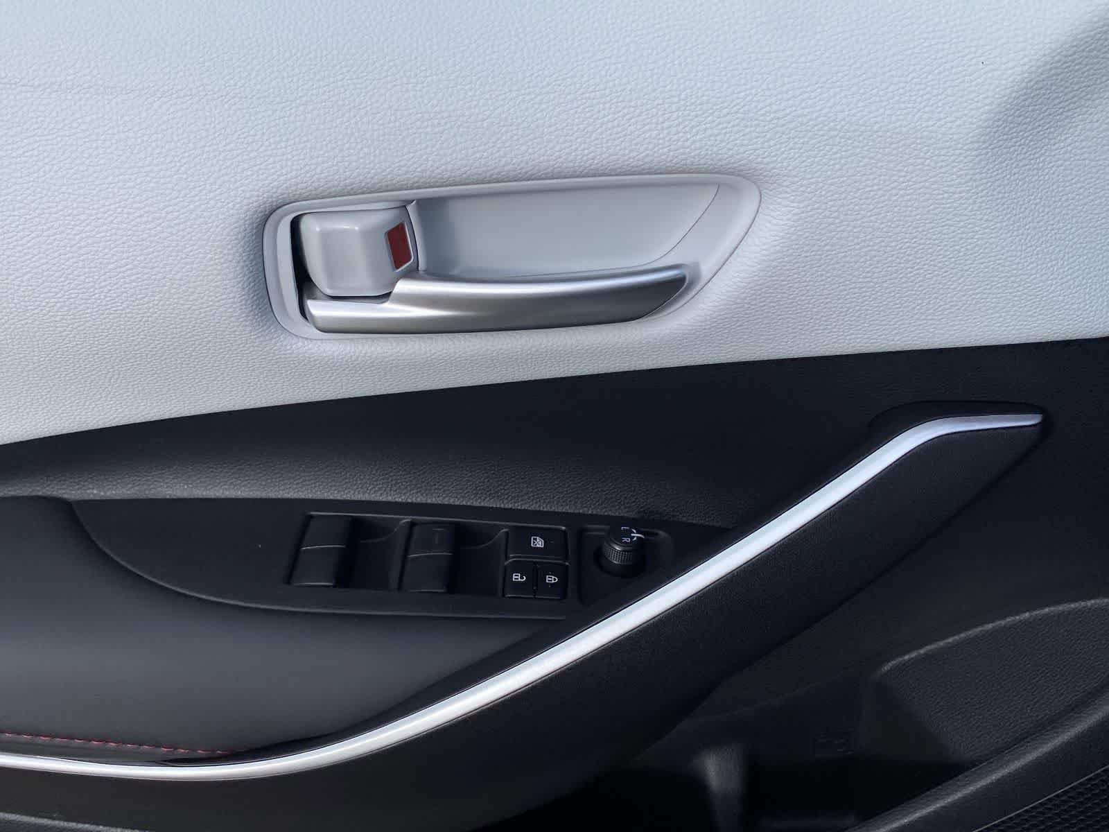 Thumbnail: 2025 Toyota Corolla - 20