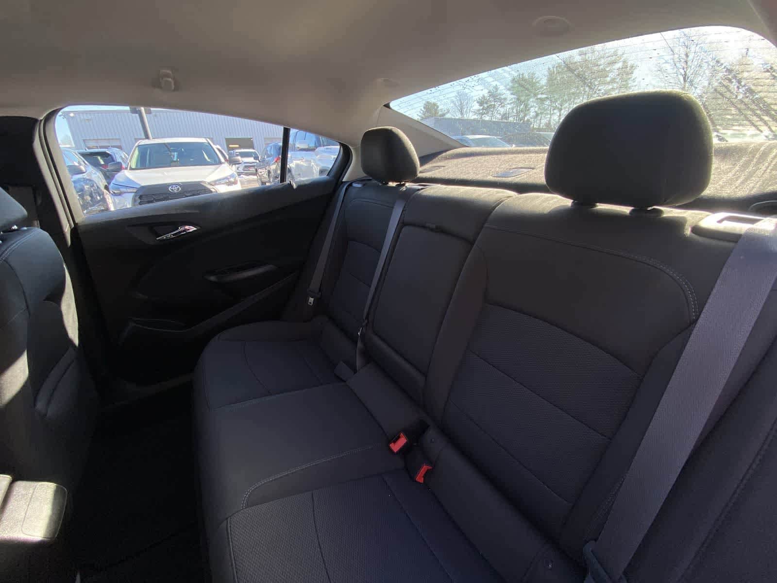 Thumbnail: 2016 Chevrolet Cruze - 29