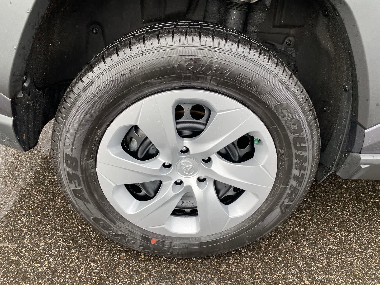 Thumbnail: 2025 Toyota RAV4 - 21