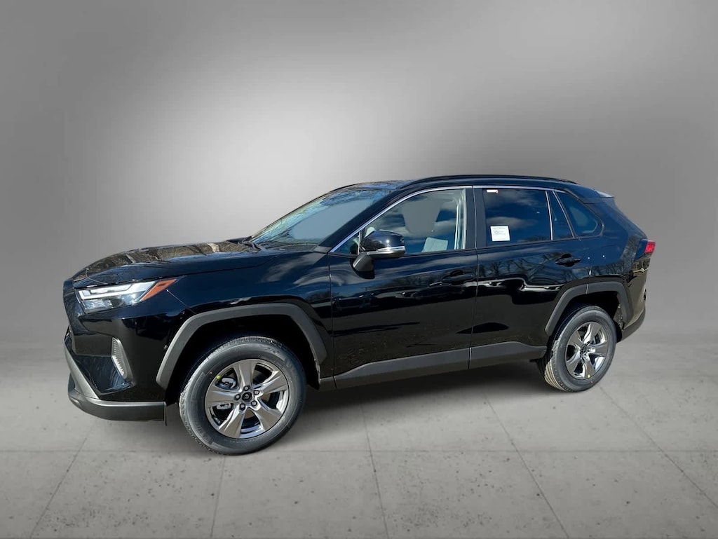 New 2025 Toyota RAV4 XLE SUV