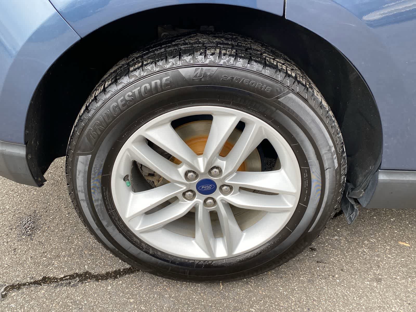 Thumbnail: 2018 Ford Edge - 16