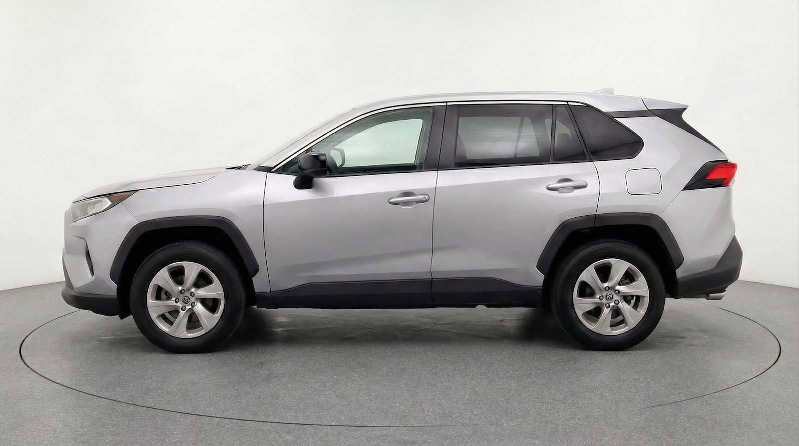 Thumbnail: 2025 Toyota RAV4 - 4