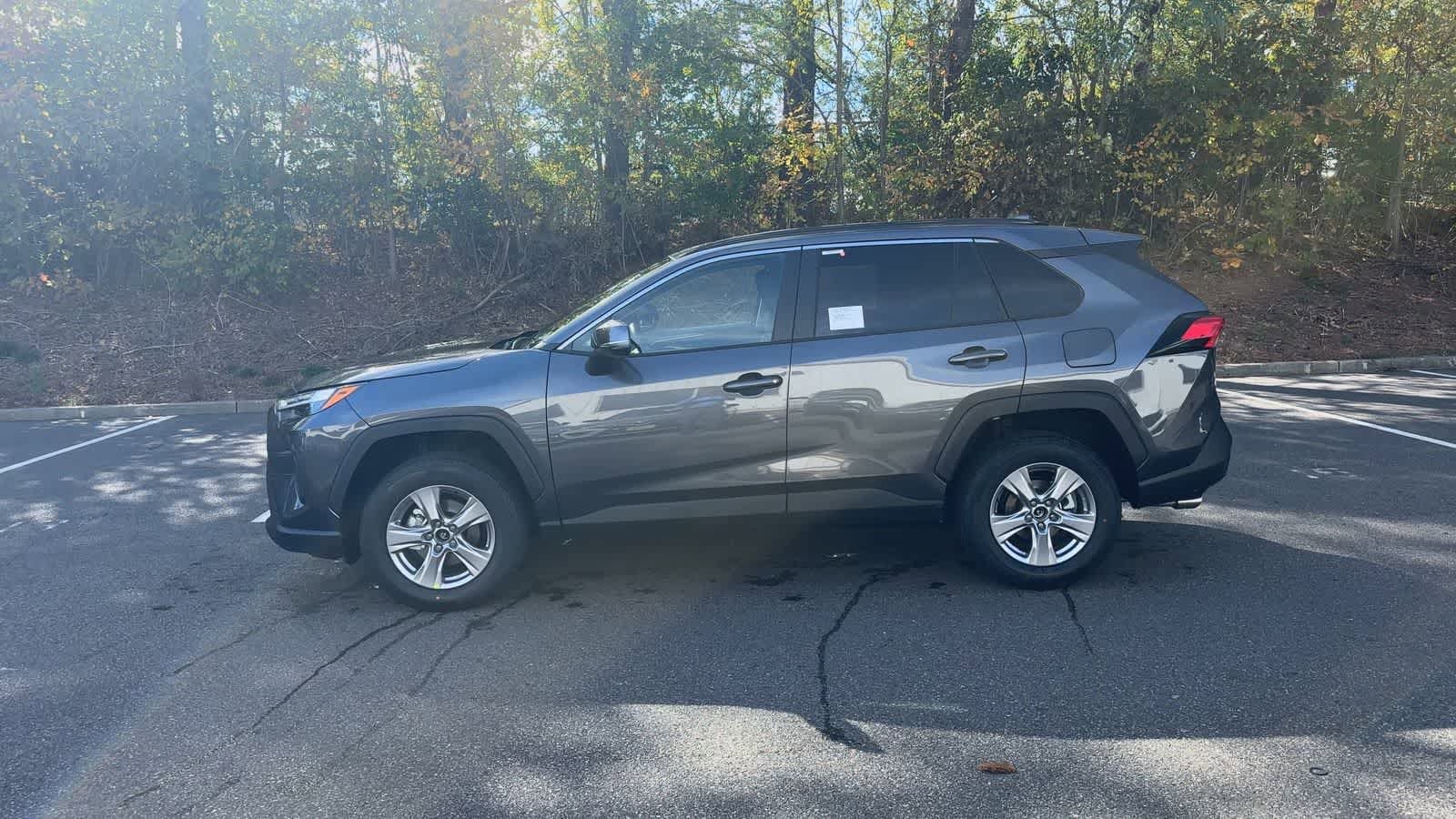 Thumbnail: 2025 Toyota RAV4 - 5