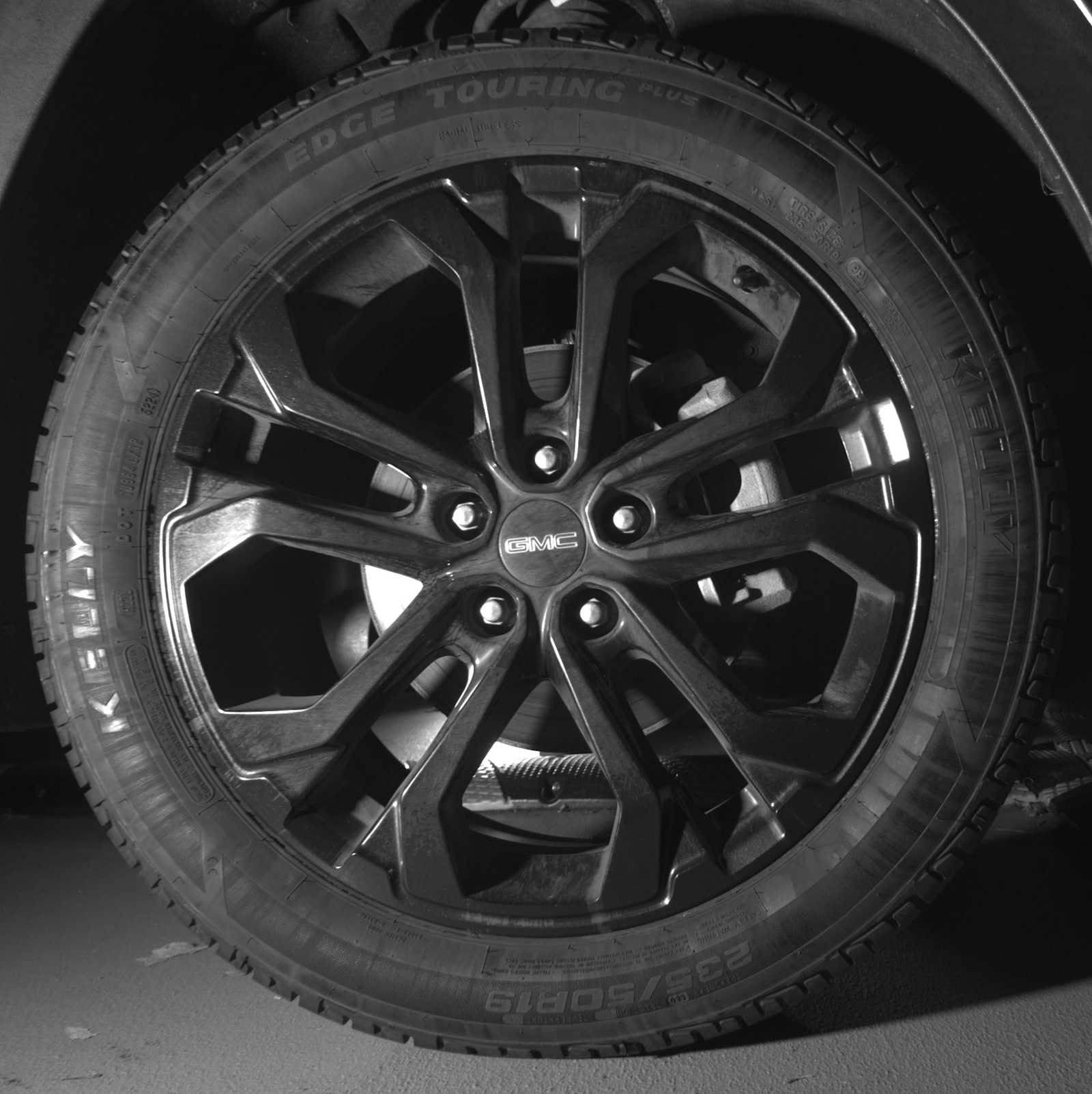 Thumbnail: 2020 GMC Terrain - 10