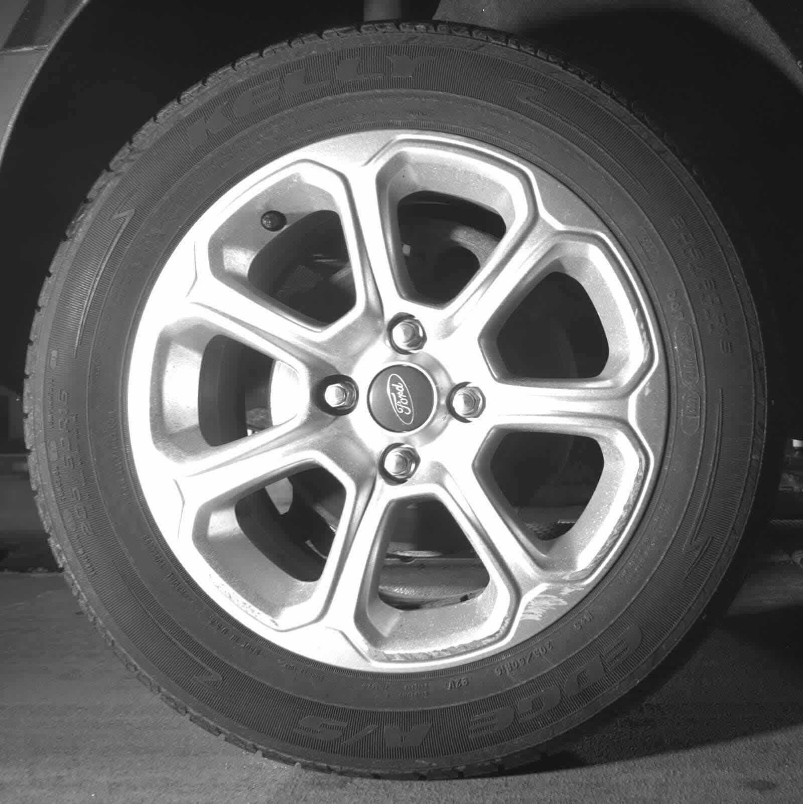 Thumbnail: 2019 Ford EcoSport - 18