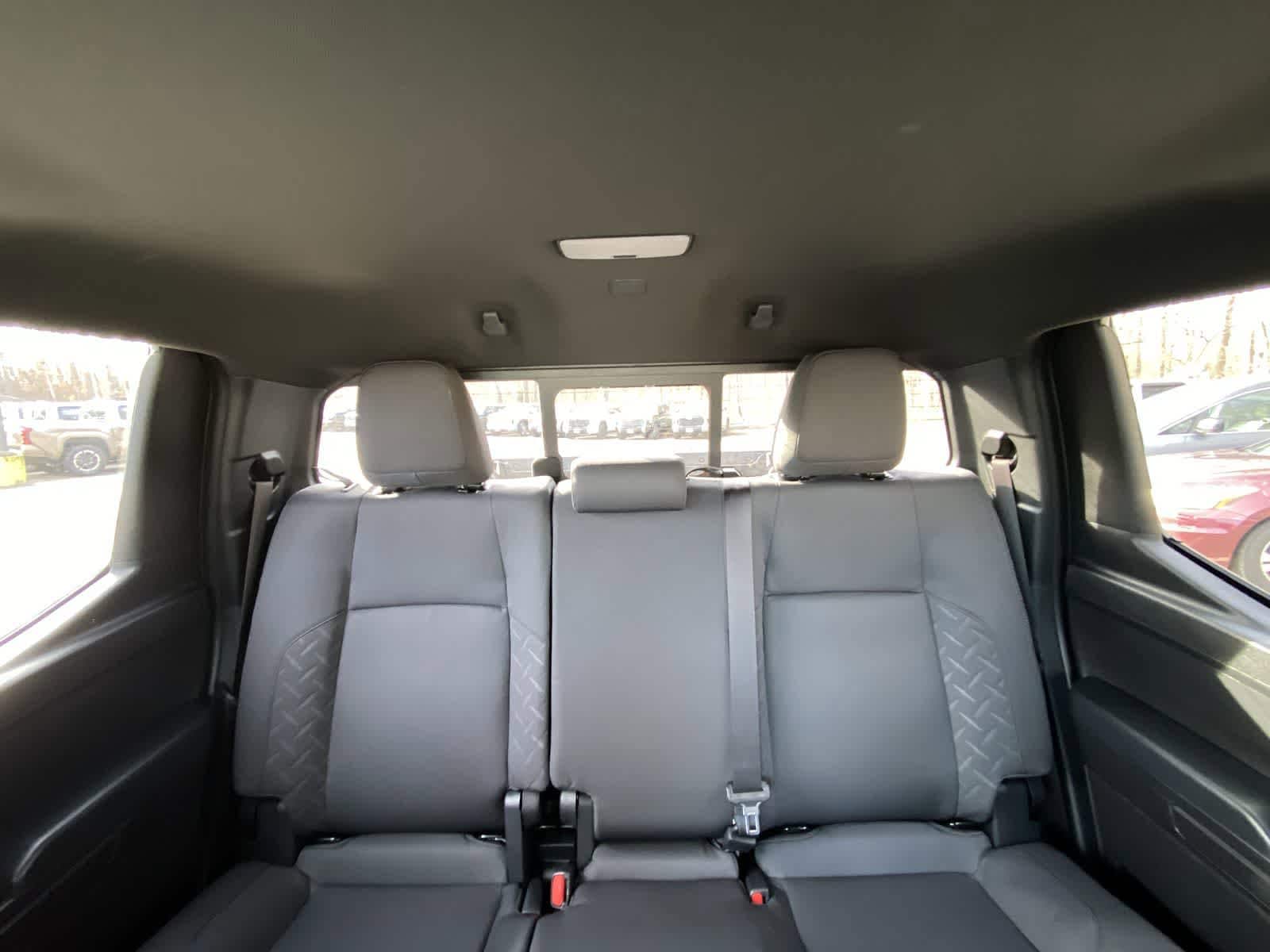 Thumbnail: 2025 Toyota Tacoma - 25