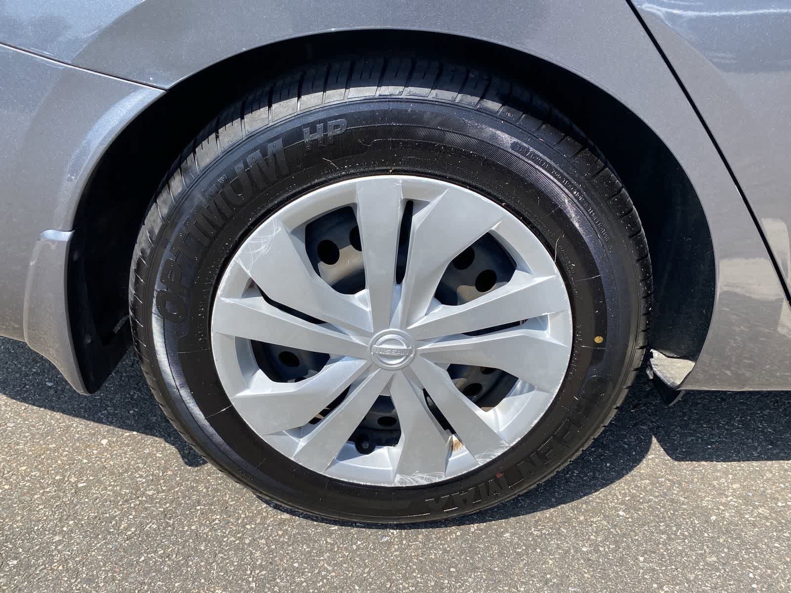 Thumbnail: 2020 Nissan Versa - 13