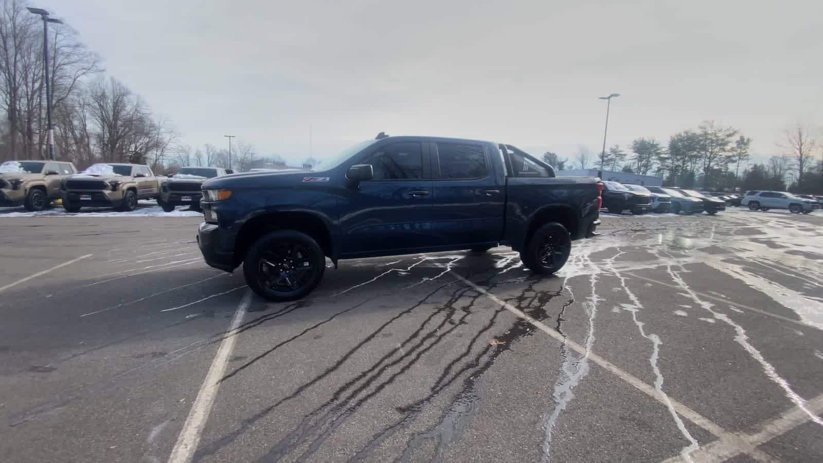 Thumbnail: 2022 Chevrolet Silverado 1500 - 6