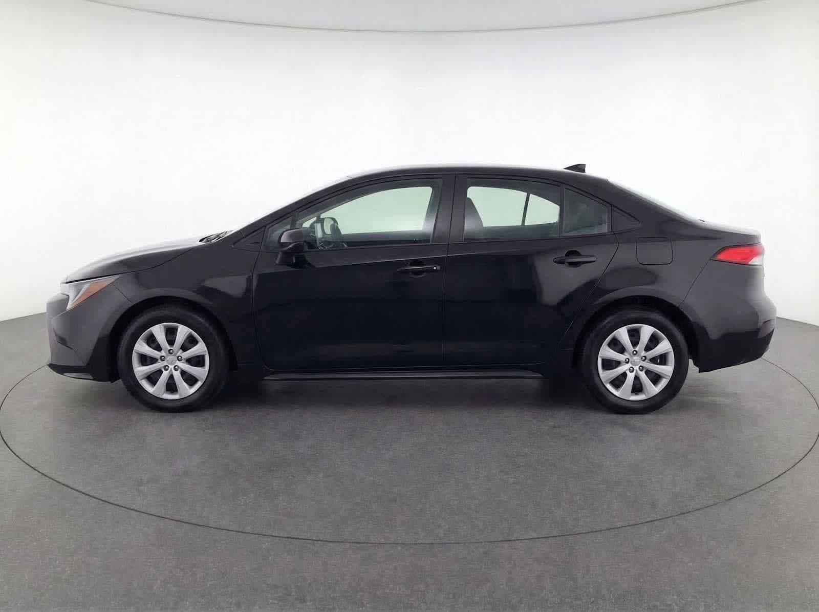 Thumbnail: 2025 Toyota Corolla - 10