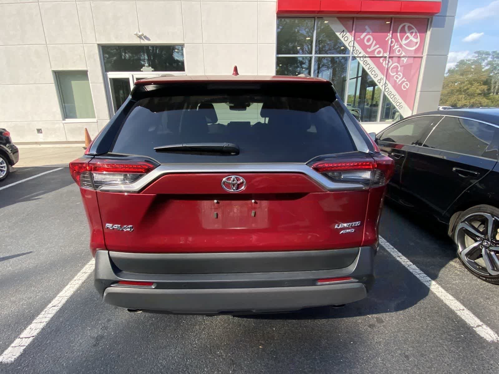 Thumbnail: 2024 Toyota RAV4 - 8
