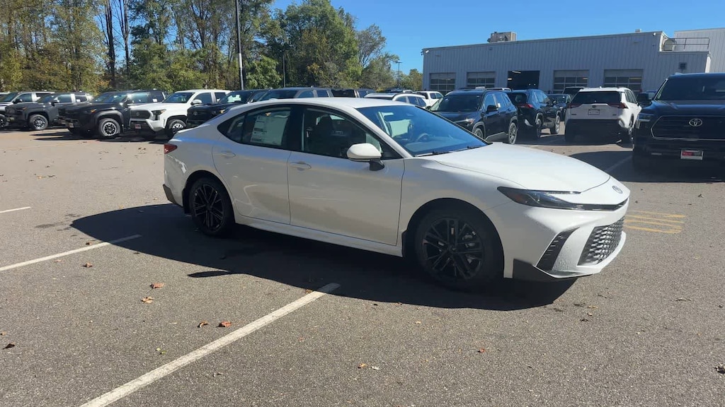 New 2026 Toyota Camry SE Sedan