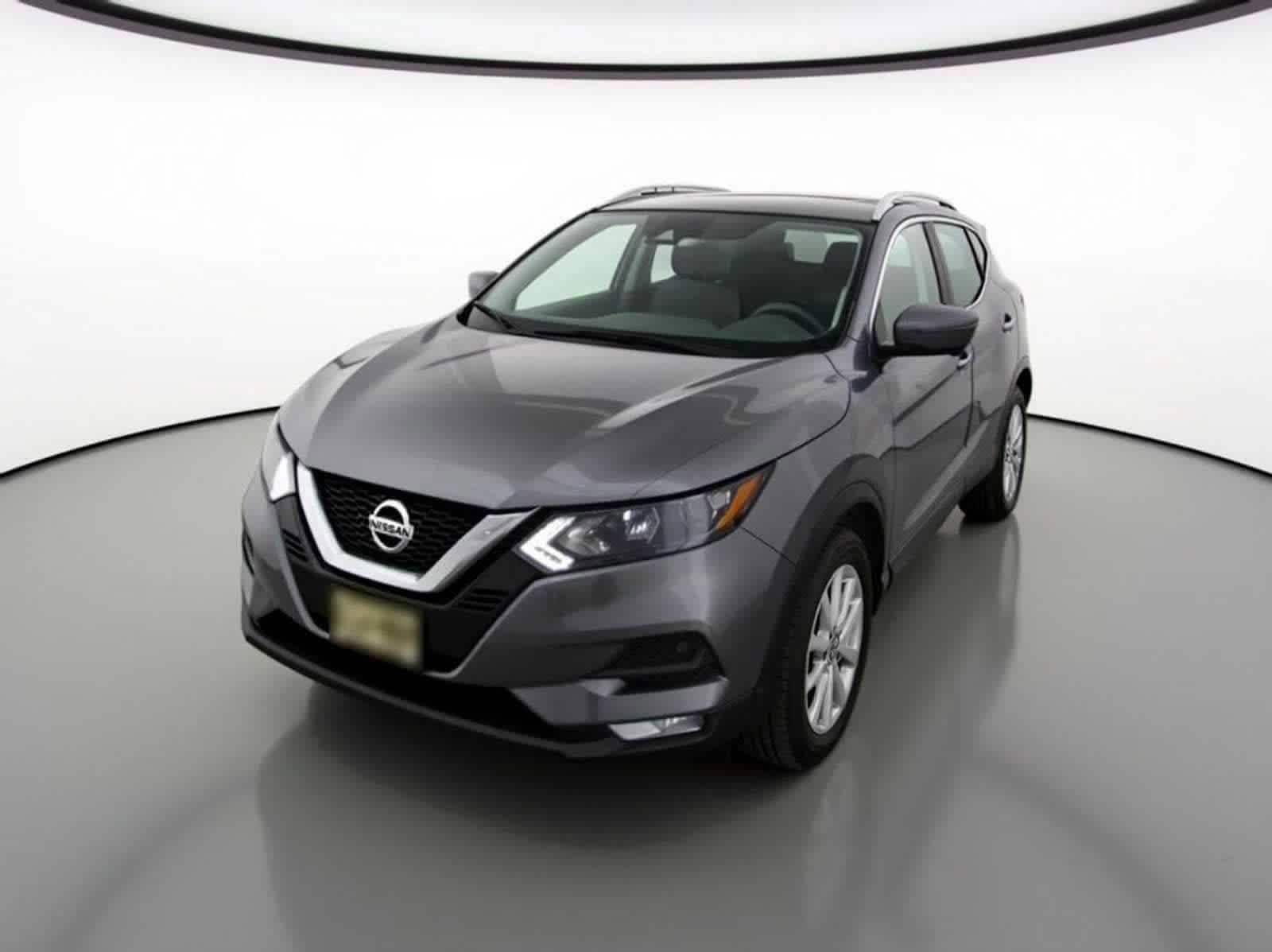 2020 Nissan Rogue Sport SV's photo