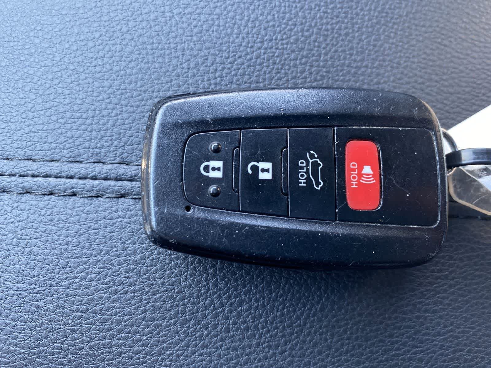 Thumbnail: 2019 Toyota RAV4 - 39