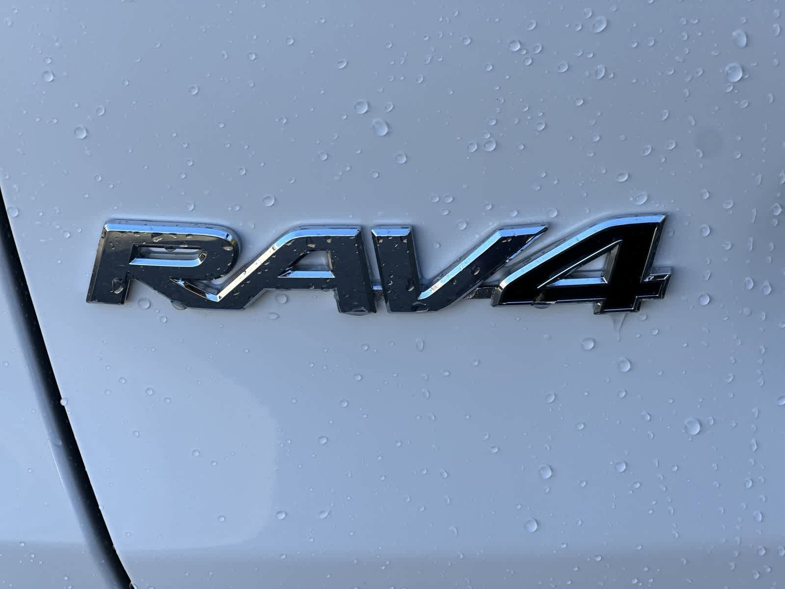 Thumbnail: 2025 Toyota RAV4 - 14