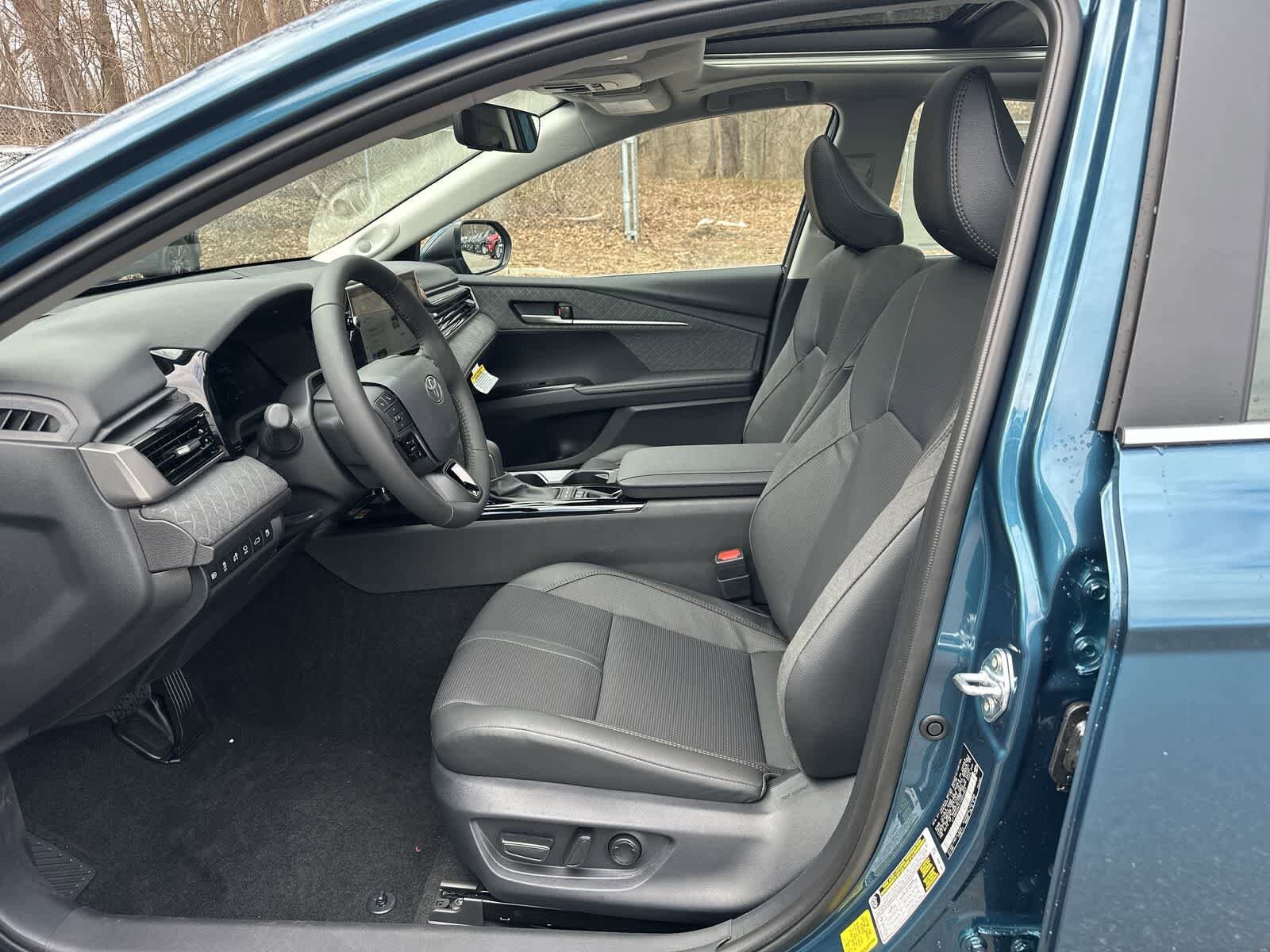 Thumbnail: 2026 Toyota Camry - 33