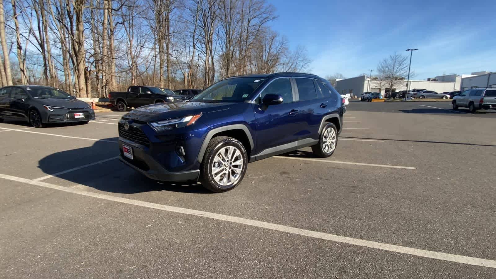 Thumbnail: 2025 Toyota RAV4 - 9