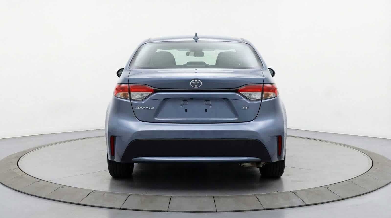 Thumbnail: 2023 Toyota Corolla - 10