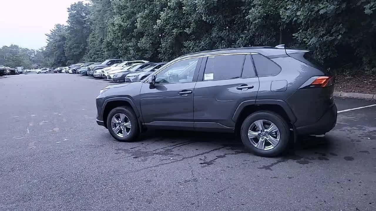 Thumbnail: 2025 Toyota RAV4 - 6