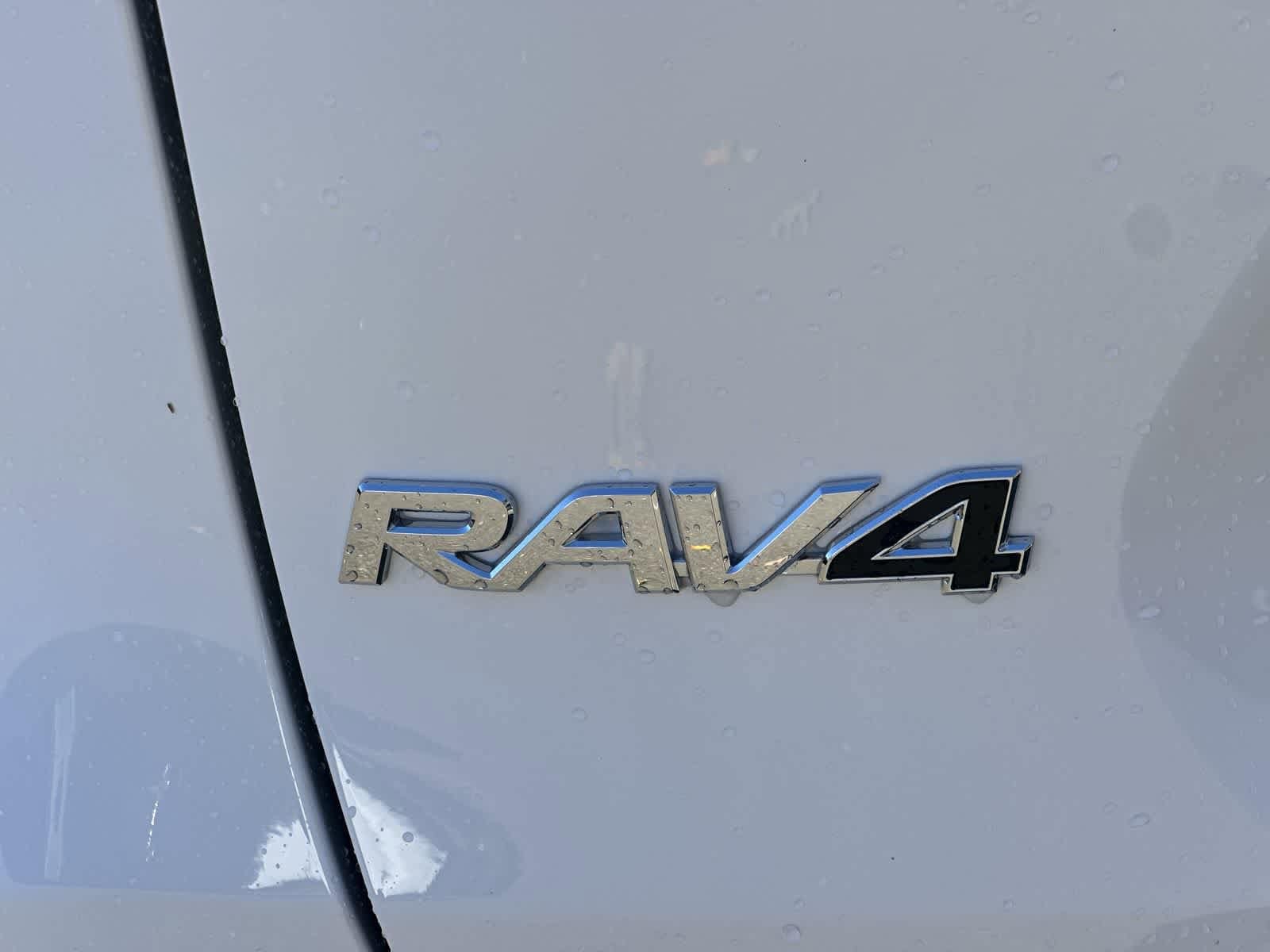 Thumbnail: 2025 Toyota RAV4 - 14