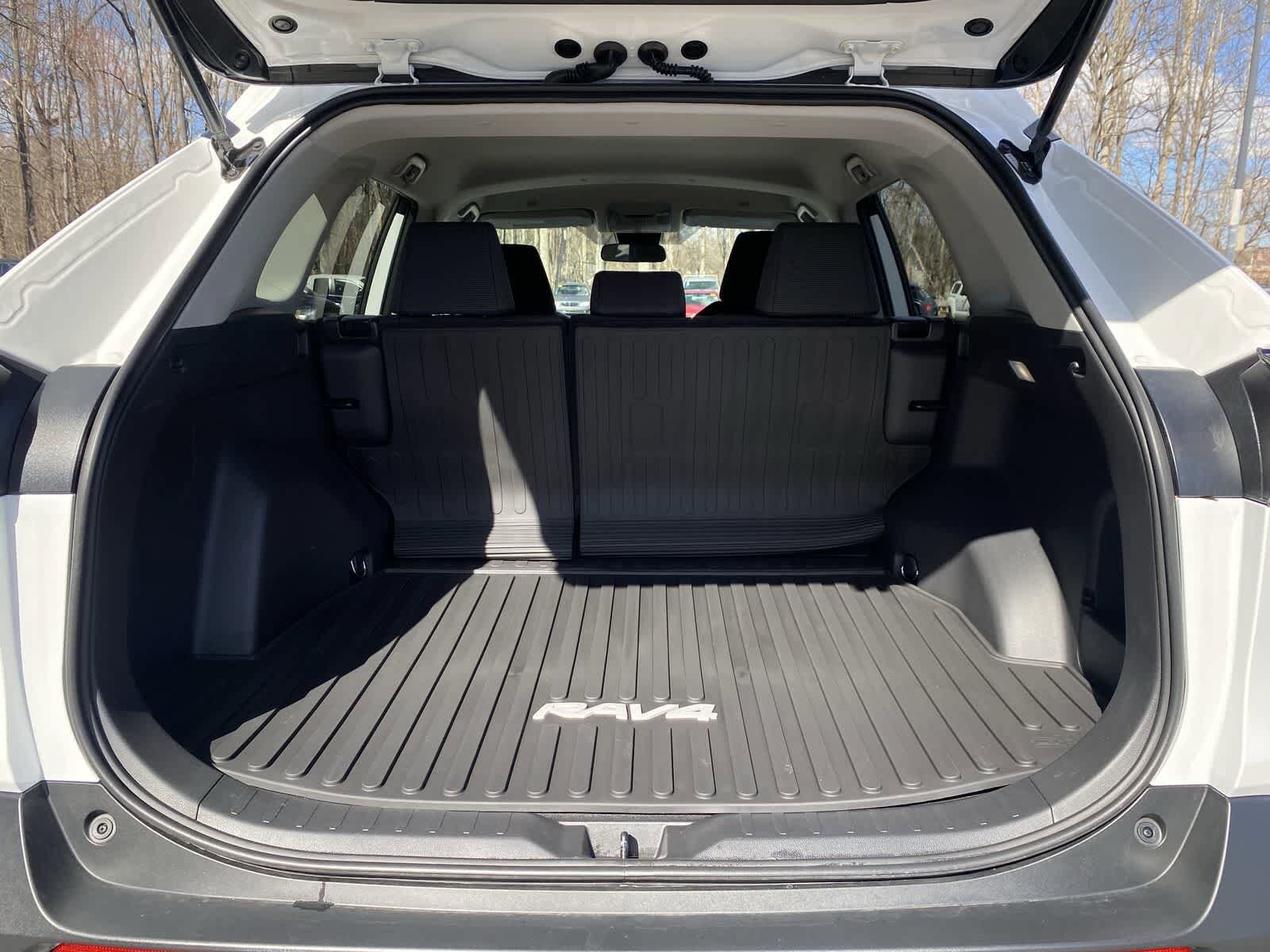 Thumbnail: 2025 Toyota RAV4 - 13