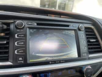 Thumbnail: 2017 Toyota Highlander - 26