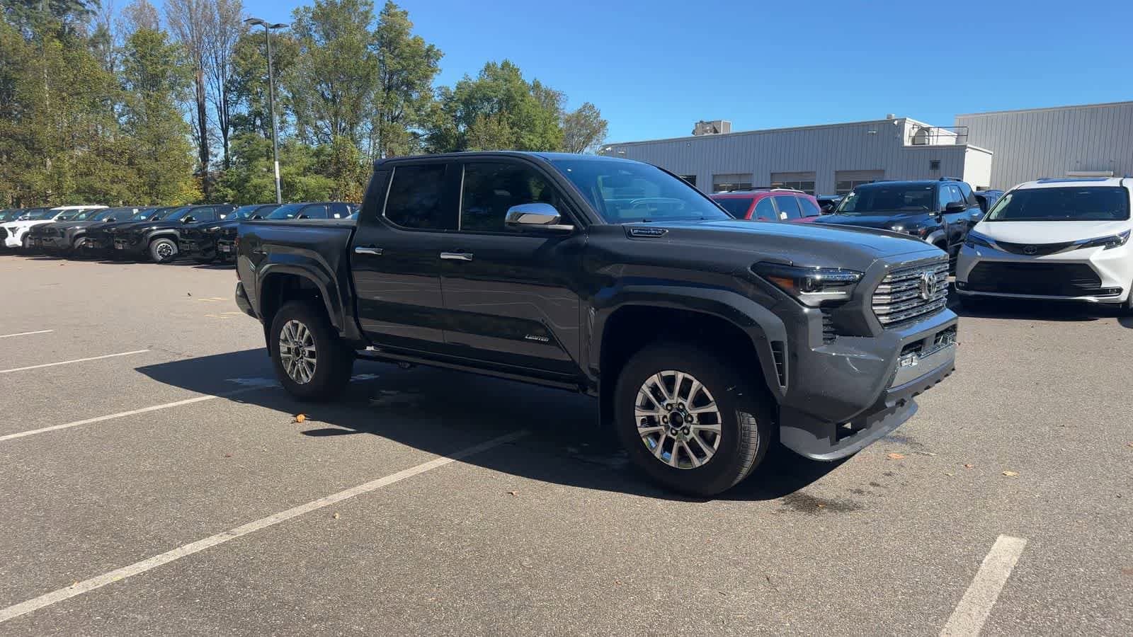 Thumbnail: 2025 Toyota Tacoma - 2