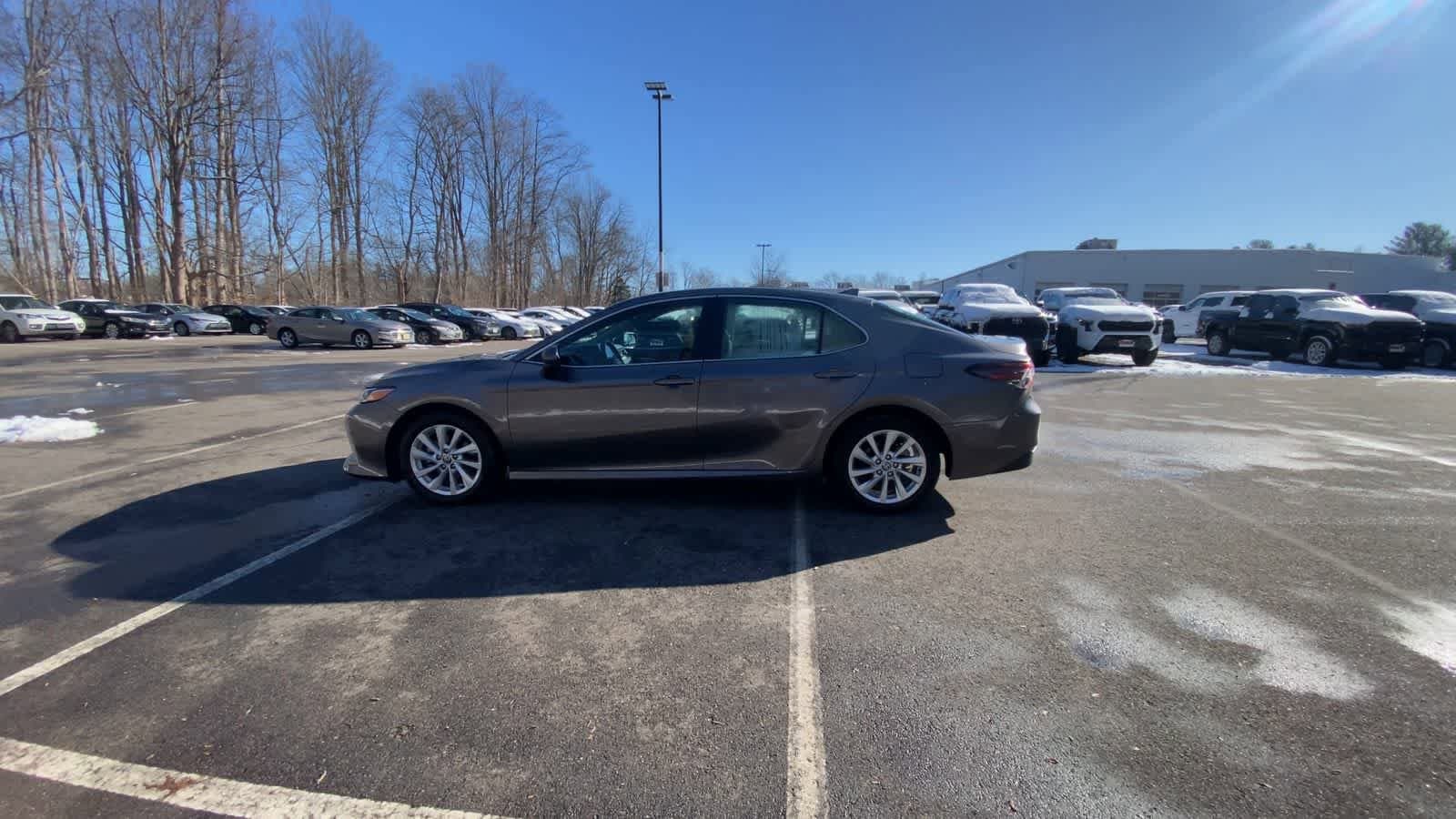 Thumbnail: 2024 Toyota Camry - 11