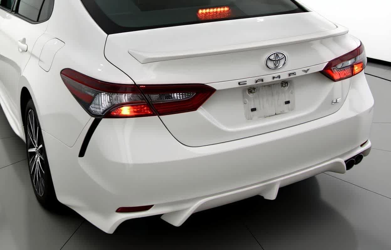 Thumbnail: 2023 Toyota Camry - 8